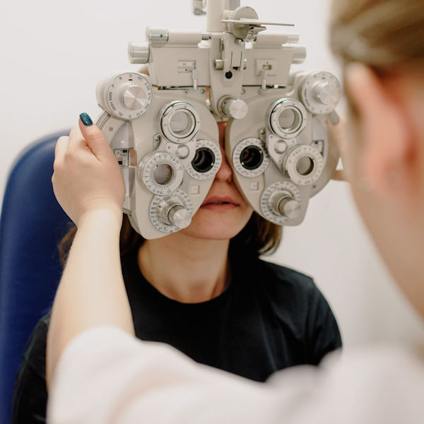 Augenüberprüfung bei Optiker Fischer in Filderstadt-Bernhausen